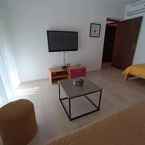 Toni Apartman
